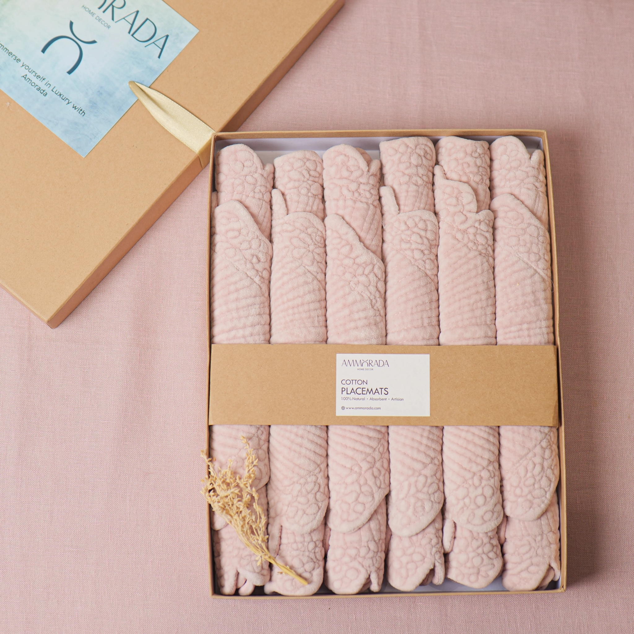 Sea Anemone Velvet Quilted Placemat Gift Set (L) - Pink by Ammorada | Tooffi