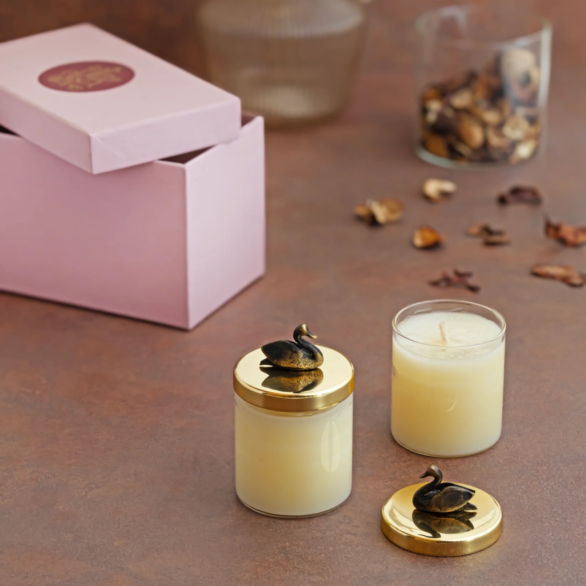 Swan Candles Gift Box by Saswata | Tooffi