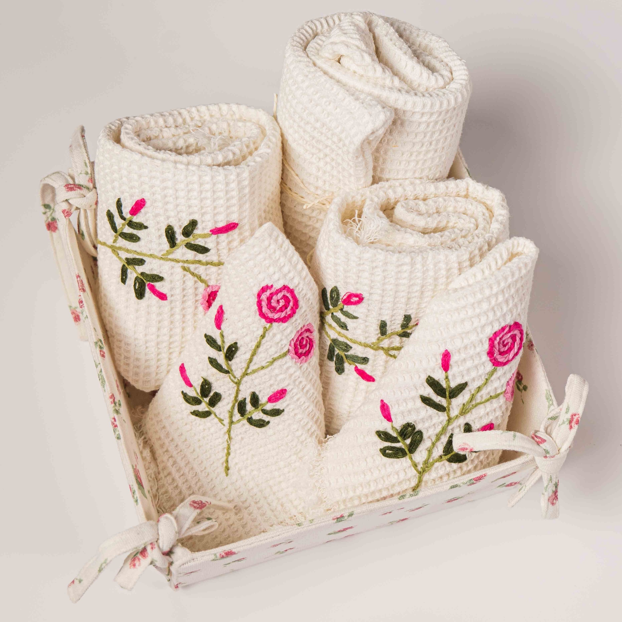 Tiny Rose Embroidered Vanity Basket Pure Cotton - Pink