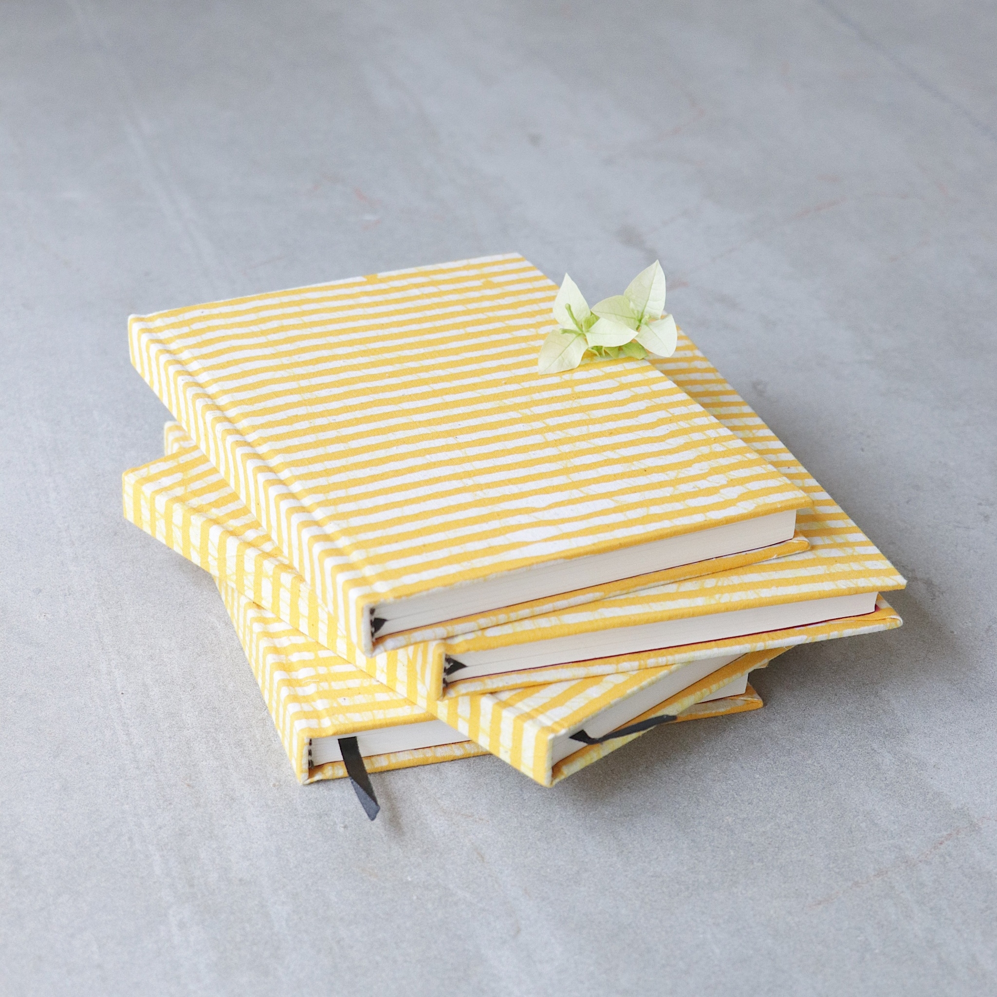 Keepr Book [Yellow]