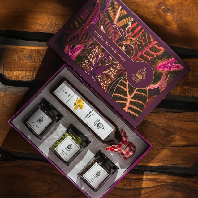 Tropical Spices & Honey Gift Box (Big)