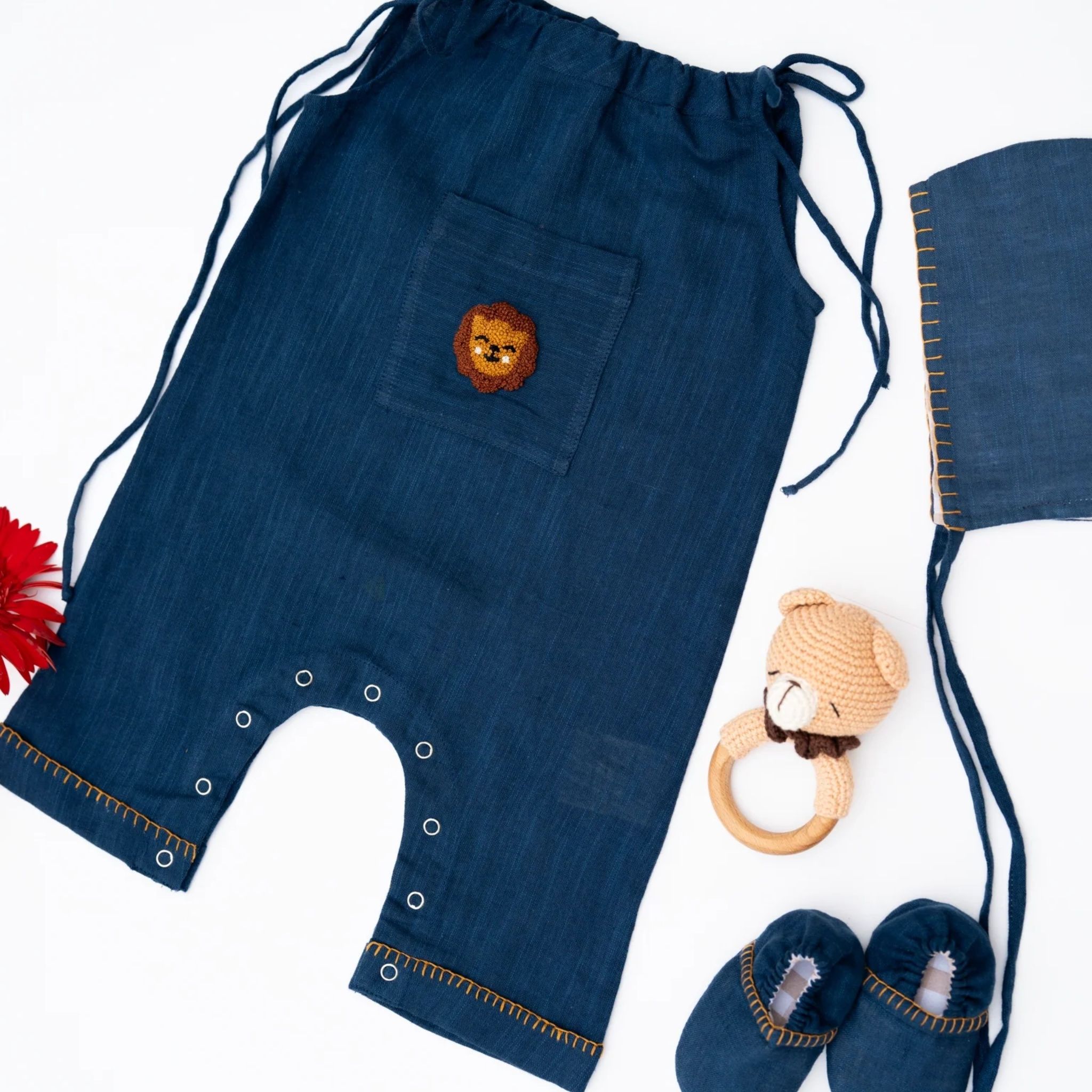 Unisex Sustainable Newborn Gift Hamper | Jungle Joy by PureCloth.Co | Tooffi