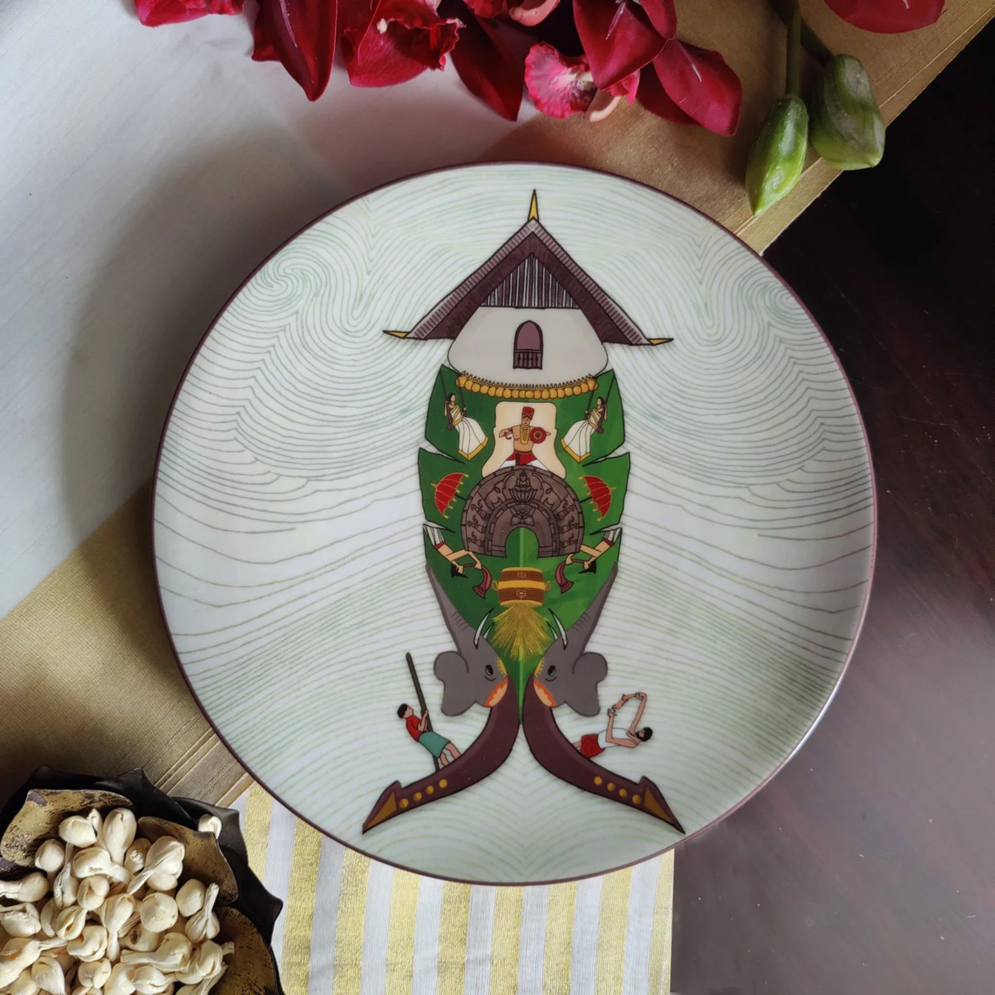 Vismayam - Decor Plate by urbankart - ta.da tableware | Tooffi