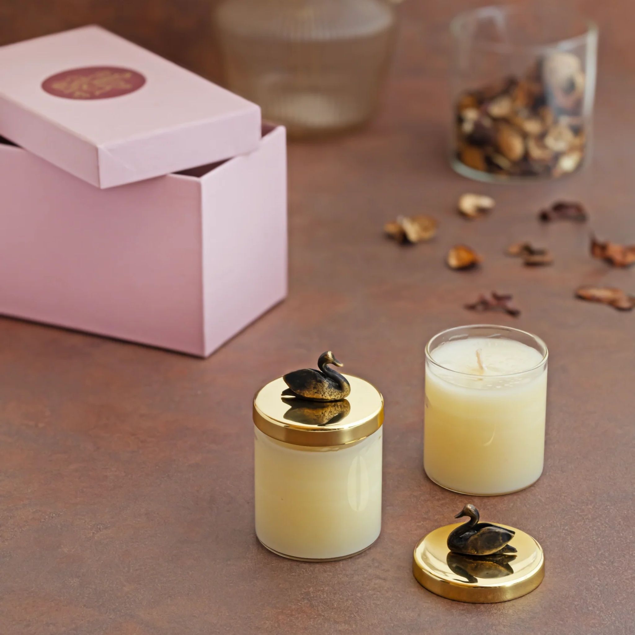 Swan Candles Gift Box by Saswata | Tooffi