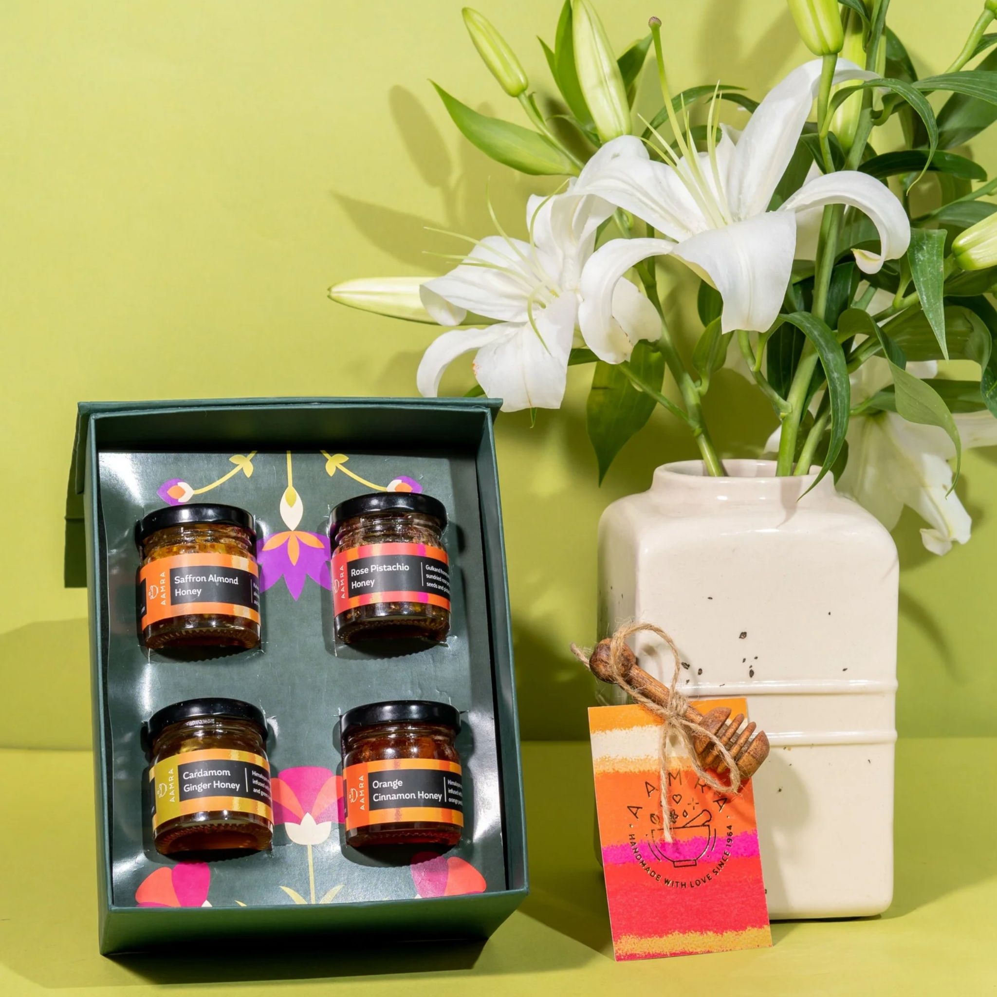 Spiced Honeys Mini Hamper by Aamra | Tooffi