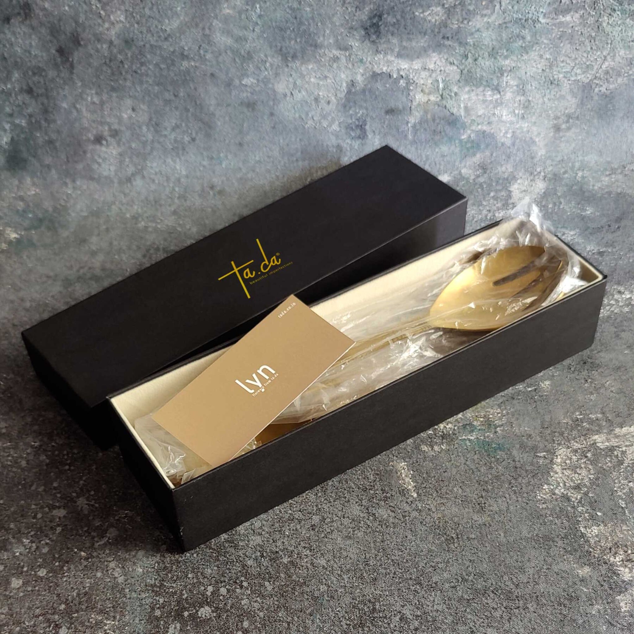 lyn - serving spoon set by urbankart - ta.da tableware | Tooffi
