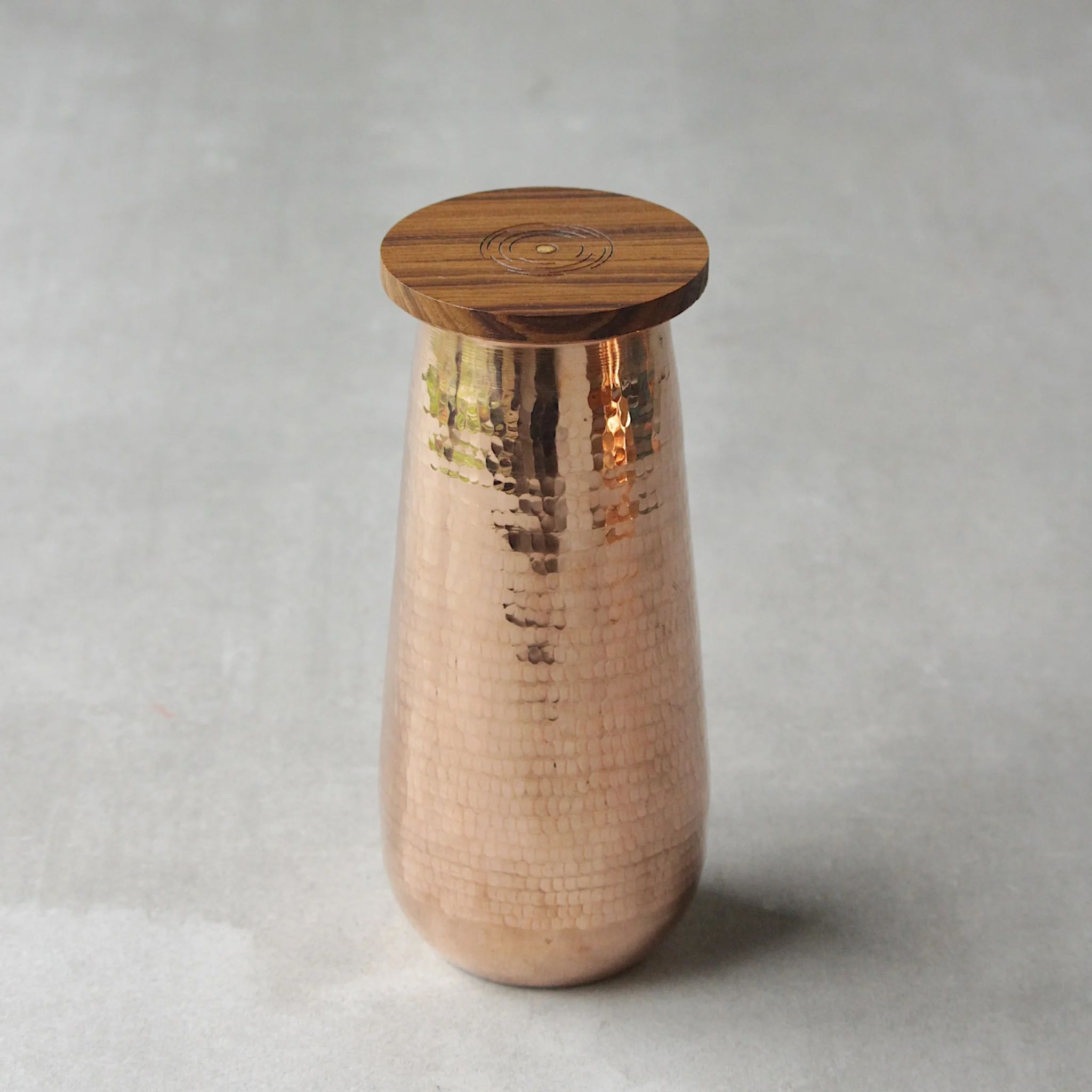 Watr Carafe by Rayden Design | Tooffi
