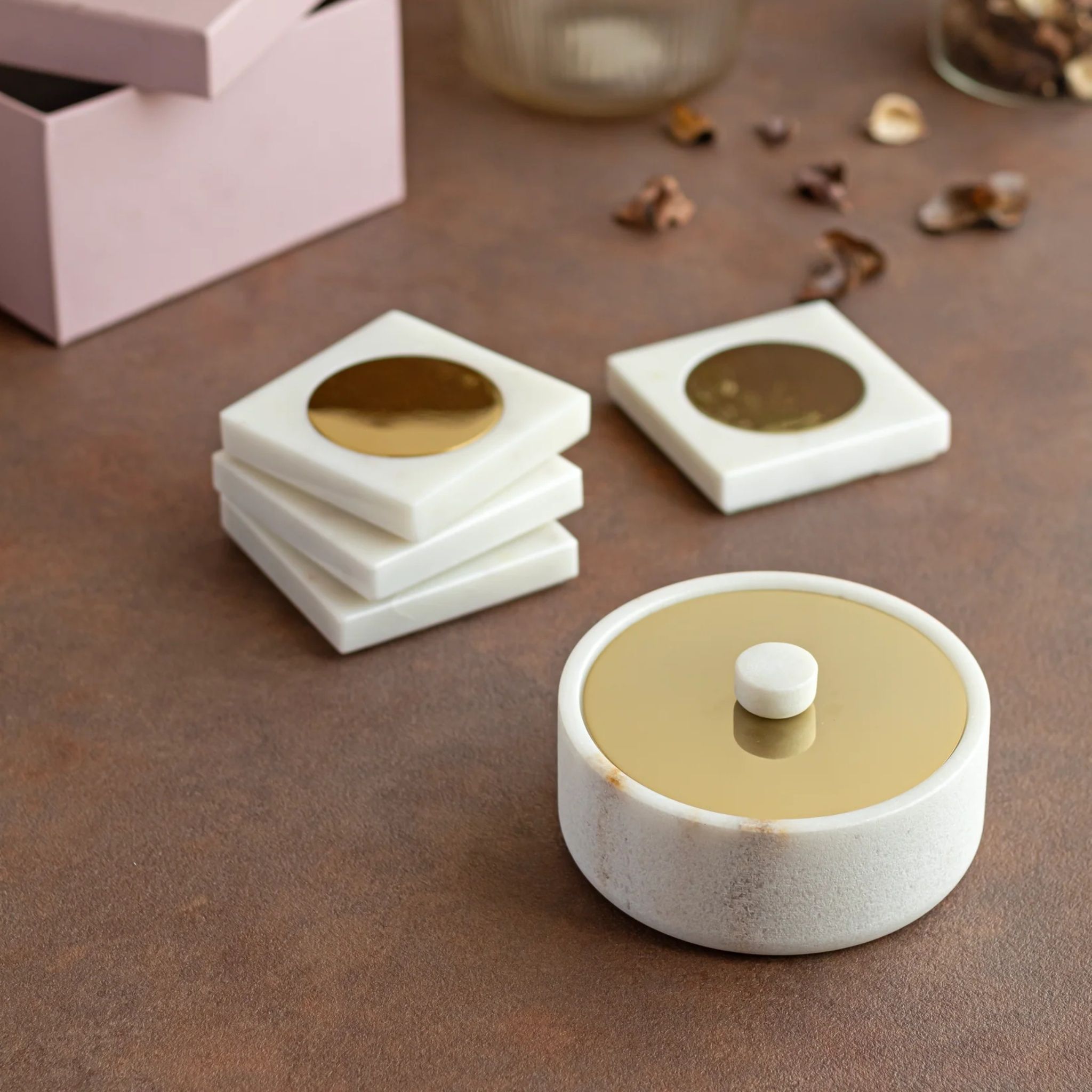 Yang Nutbowl + Coasters Gift Box by Saswata | Tooffi