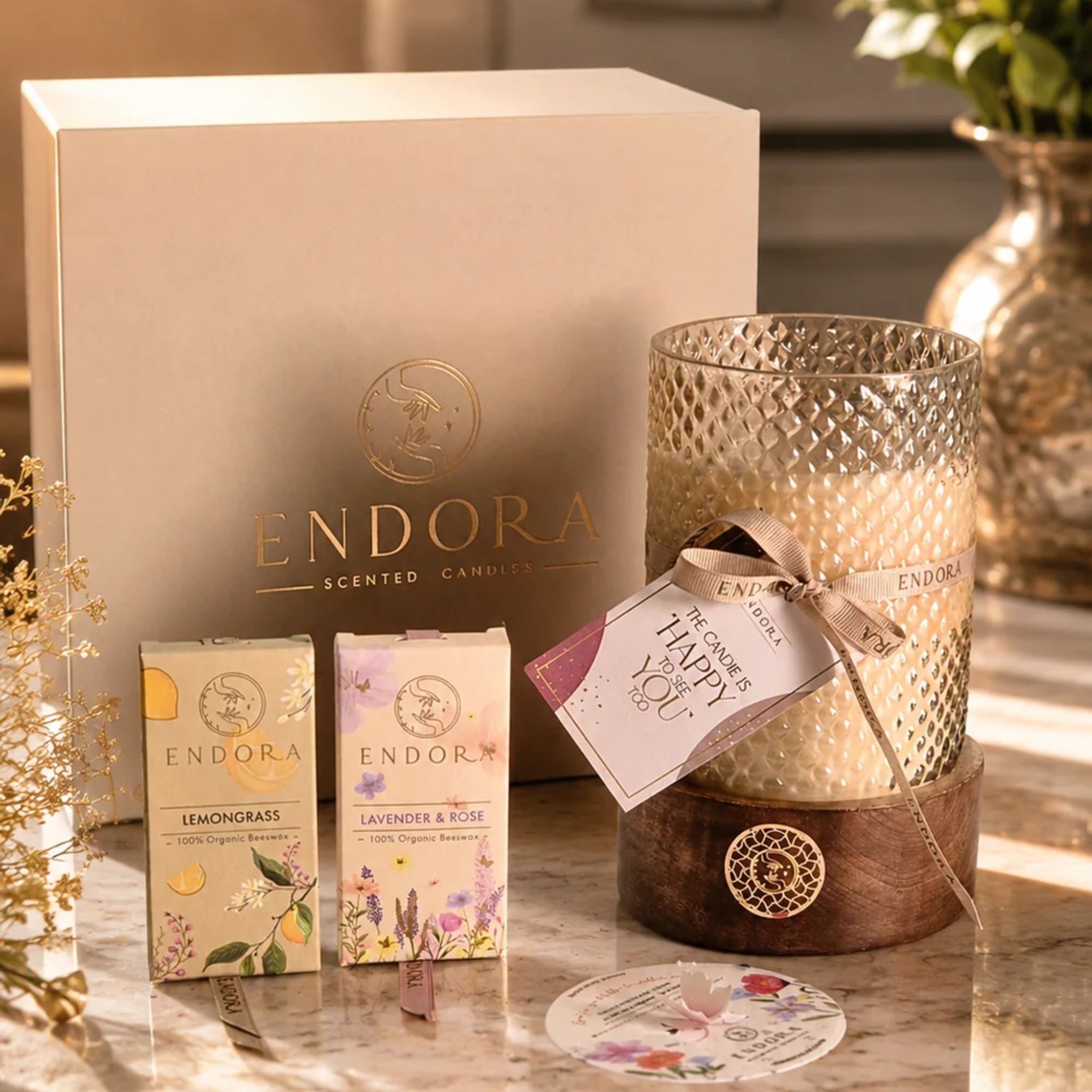 Wooden Base diamond cut candle + 2 wax tablet by Endora Scented Candles | Tooffi
