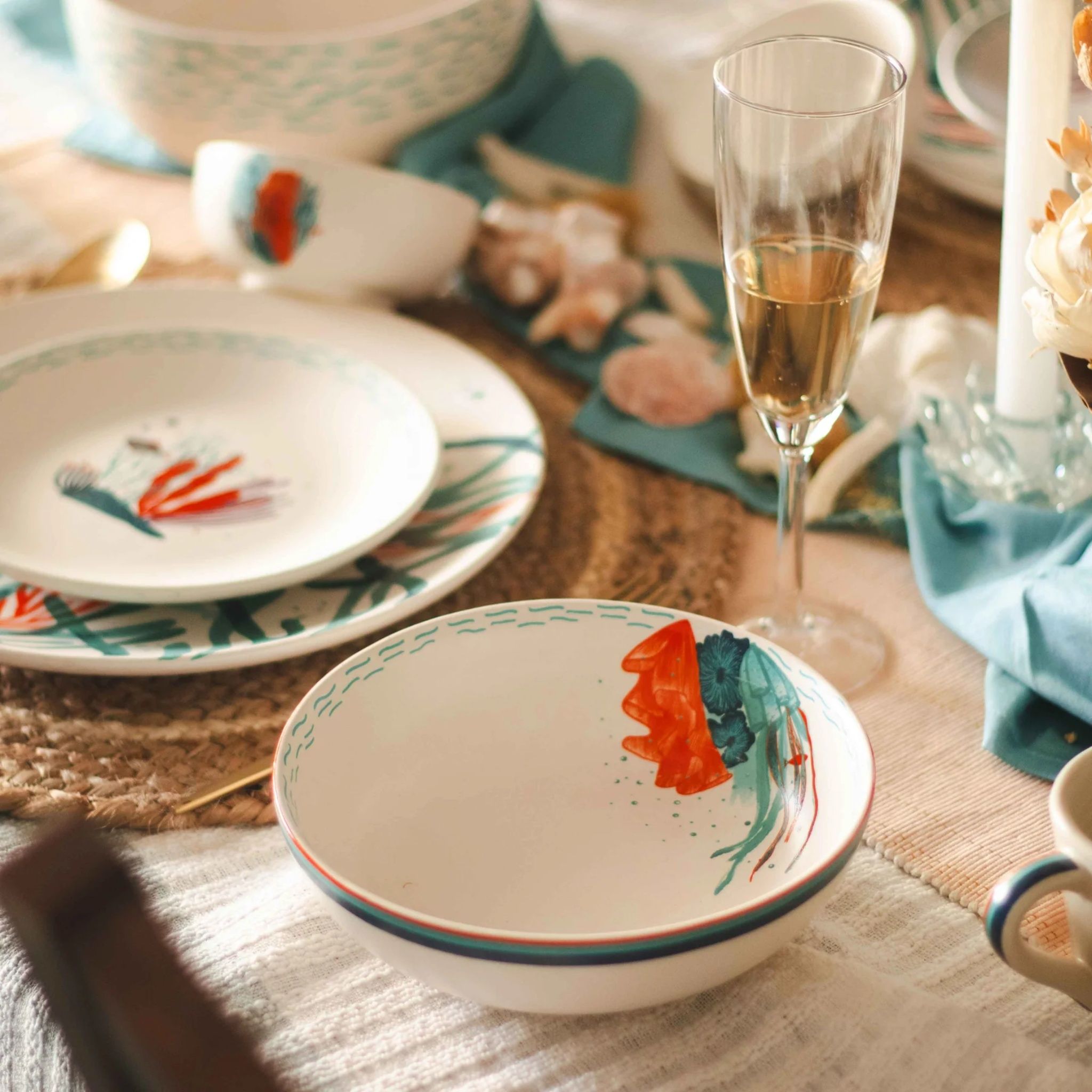 underwater treasures - salad/pasta/cereal Bowl