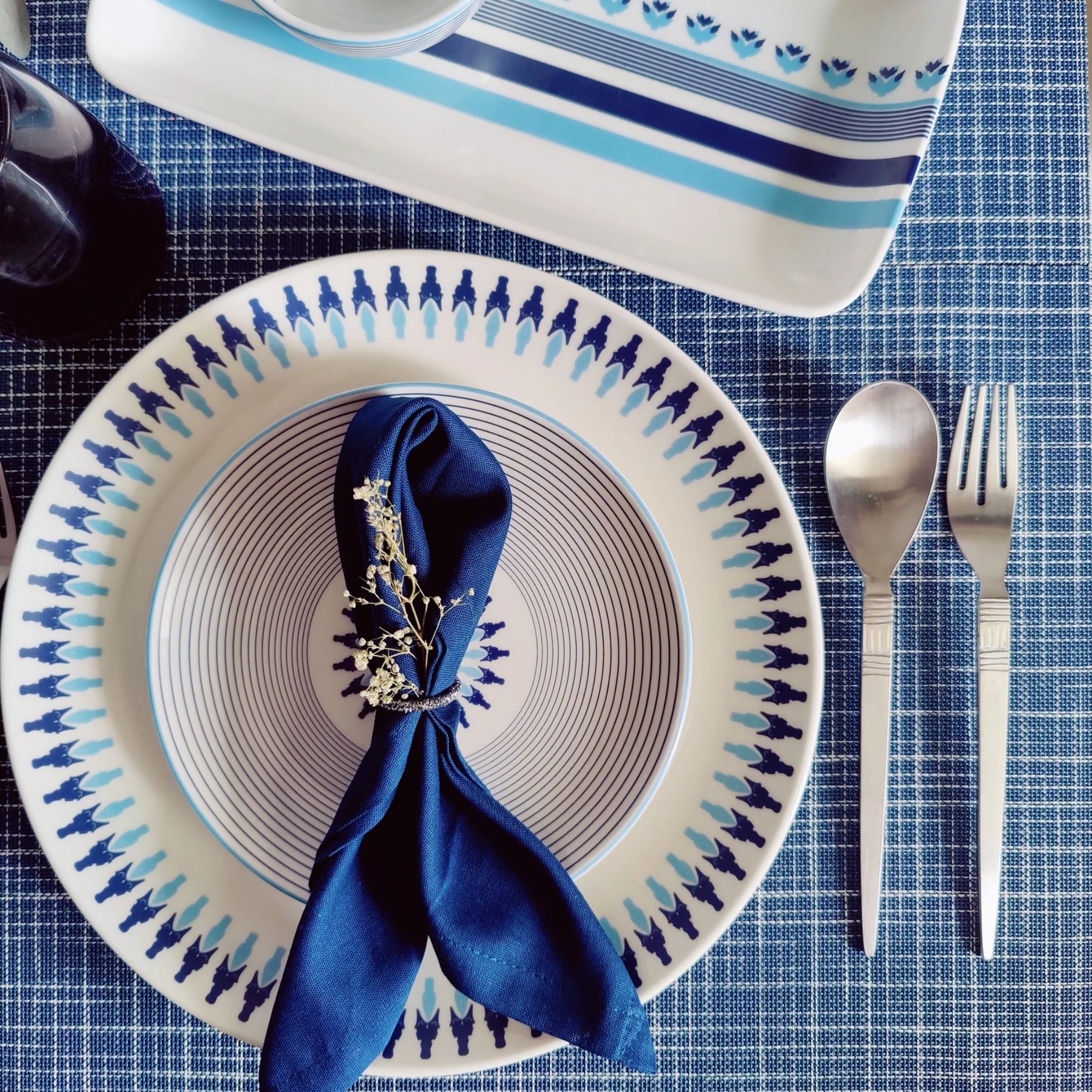 Prussian Blue Star – Quarter / Snack Plate