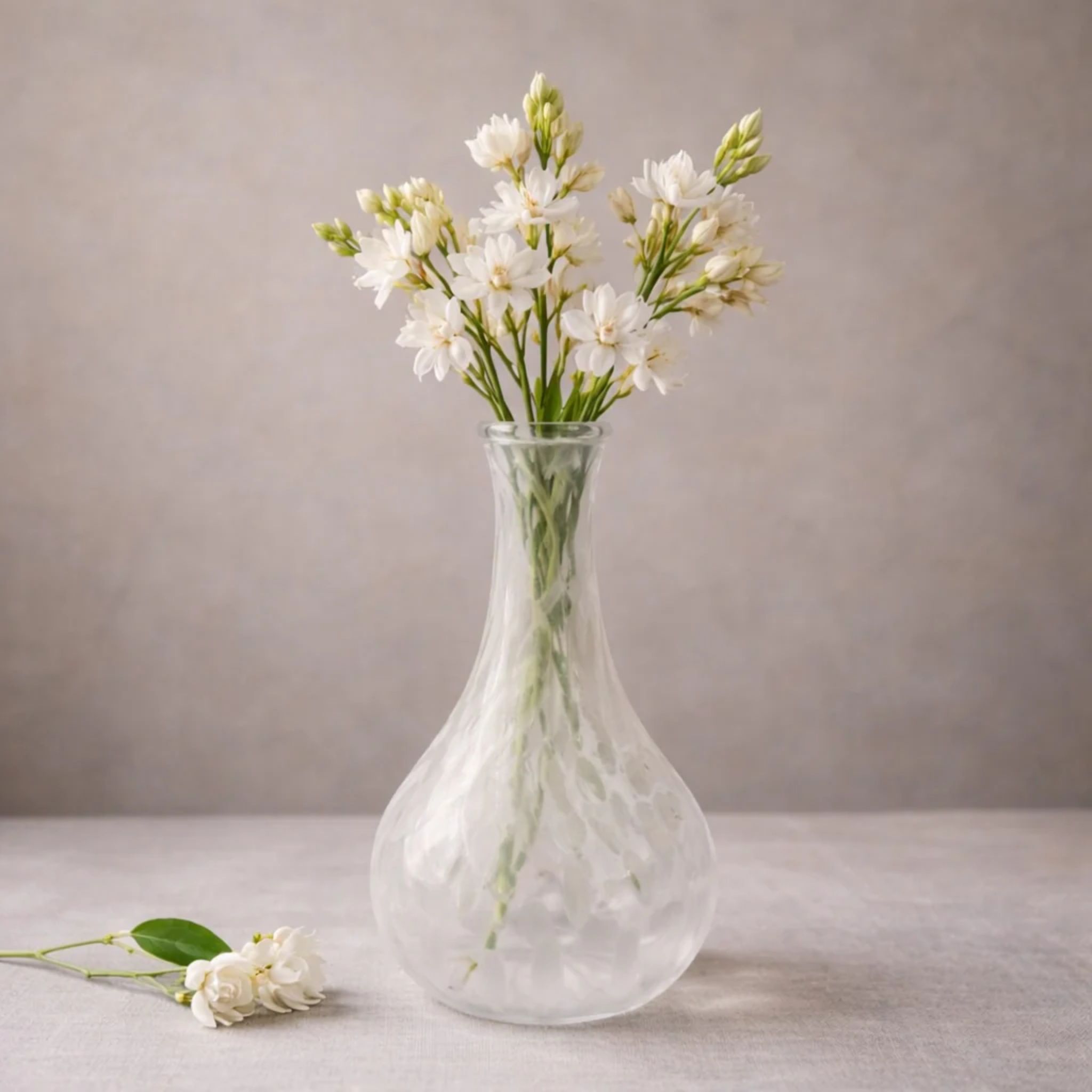 Bloom Art holder- Valencia Vase by RUSTIC HORSE GLASS STUDIO | Tooffi