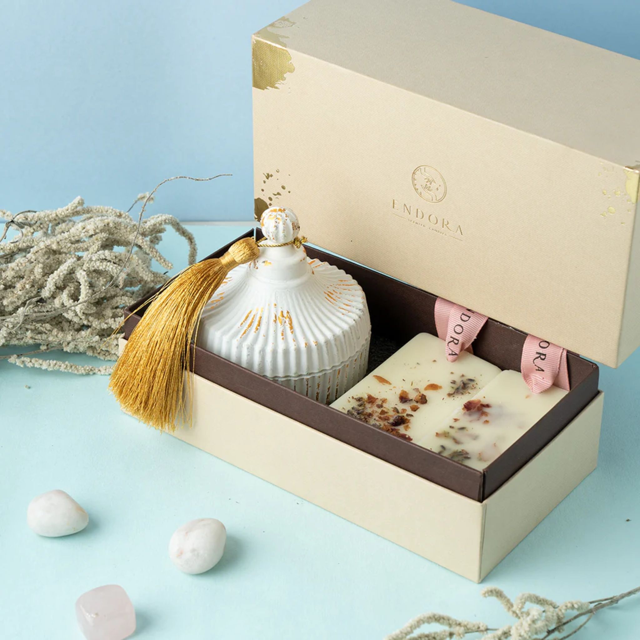 Milky Candy Jar Candle & 2 Scented Wax Tablets Hamper by Endora Scented Candles | Tooffi