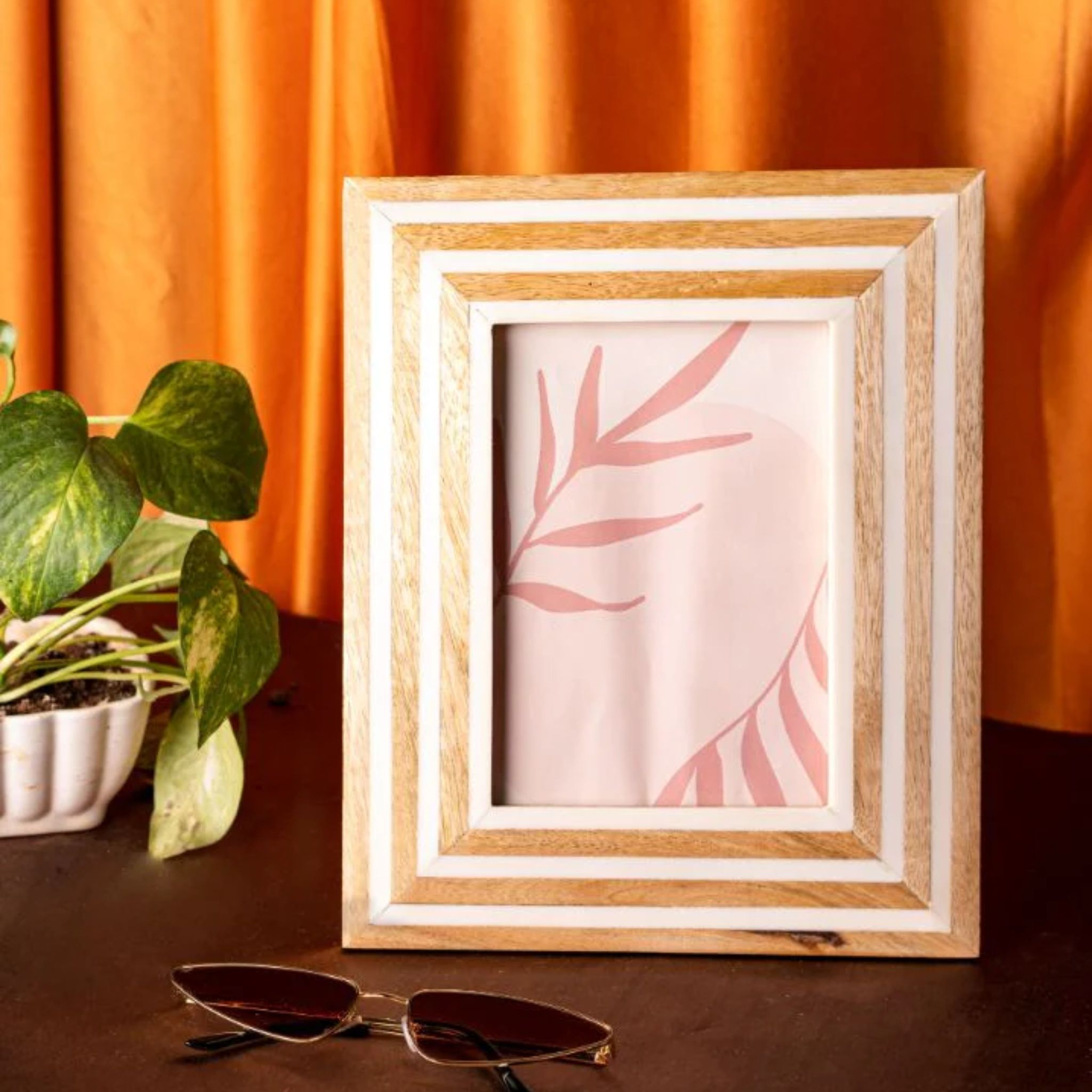 Photo Frame Wood and White Resin