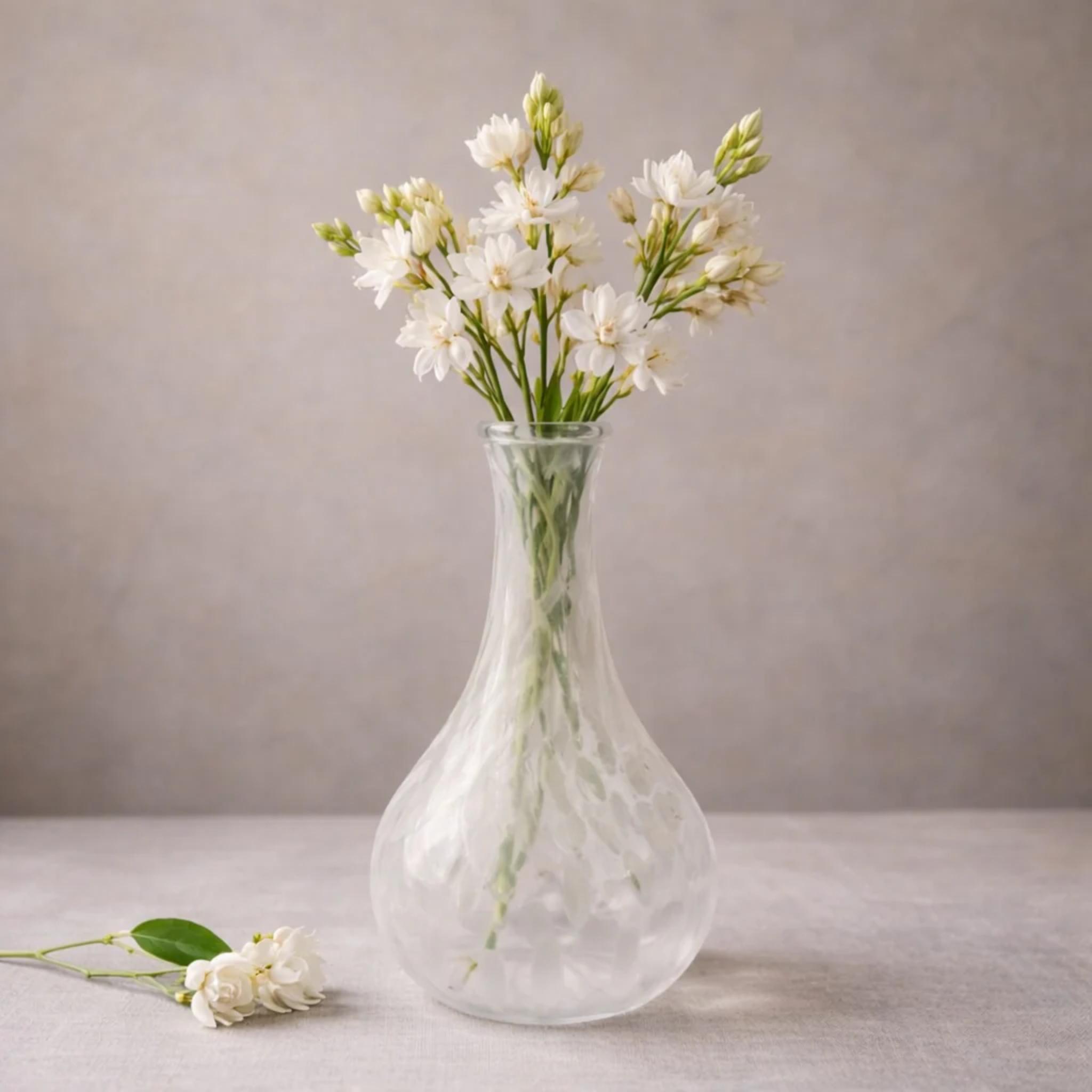 Bloom Art holder- Valencia Vase